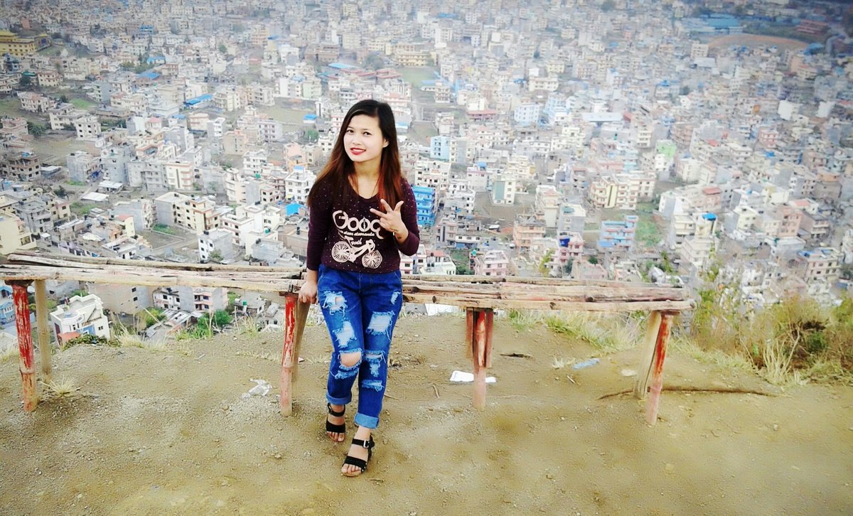 Samjhana_Tmg143's tweet image. #singletree #myfavoriteplace