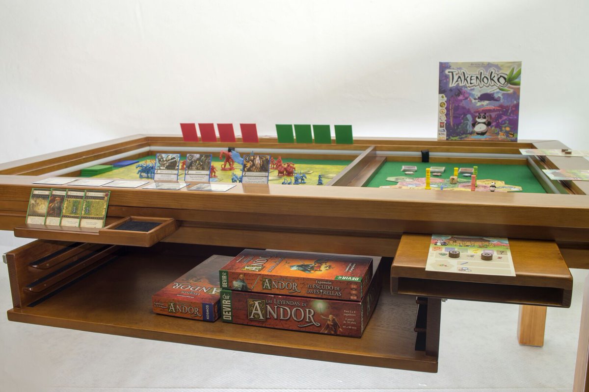 DSheldon_Cooper's tweet photo. Han inventado la mesa perfecta para cualquier juego de mesa. ¡Brillante! 😱😱😍
Creadores: @mesasparajuegos https://t.co/weSbDhAaXv