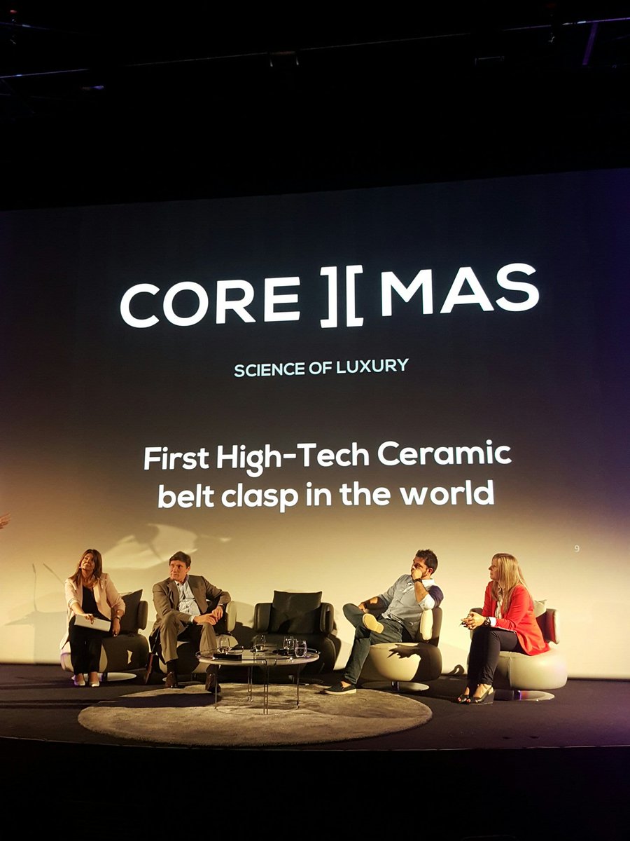 MarbellaLuxury_'s tweet photo. Mark Sanders CEO de #COREMAS : Presentación a nivel mundial de la primera hebilla de cinturón de cerámica de alta tecnología #MLFORUM17 https://t.co/nh1oJo8iU8