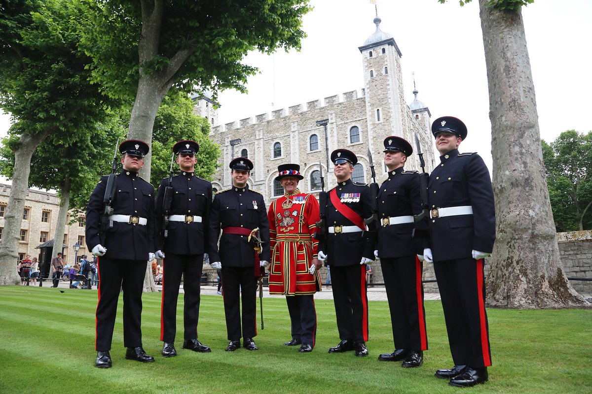 TowerOfLondon's tweet photo. Today is YW @DickieDover's last day. Here he stands with the regiment he joined in 1969 @MercianRegiment. We wish him a happy retirement! https://t.co/qkuvlG278C