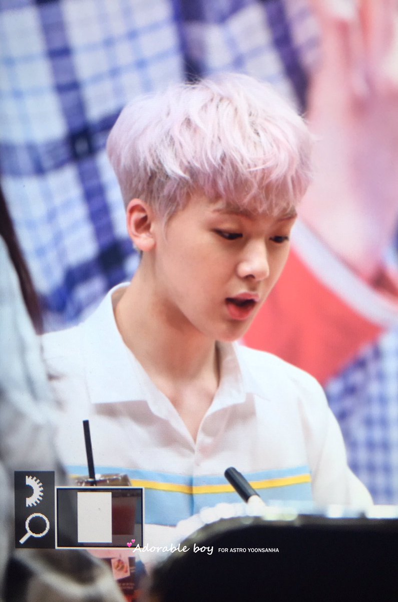 sh_adorableboy's tweet photo. [preview] 170602 영등포 팬싸인회
#윤산하 #산하 #아스트로 @offclASTRO

따나얌 ❤️🤗❤️🤗❤️ https://t.co/KuNKDC7fiu