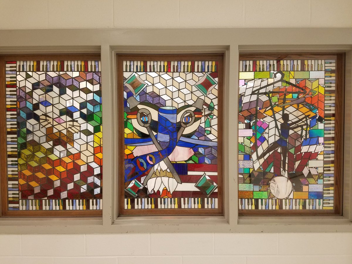 ArtsAcademyFCPS's tweet photo. Happy birthday @techtimetony Have a wonderful day! Hopefully some of your followers will follow @ArtsAcademyFCPS 🎂🎶 https://t.co/eCOULHuORA