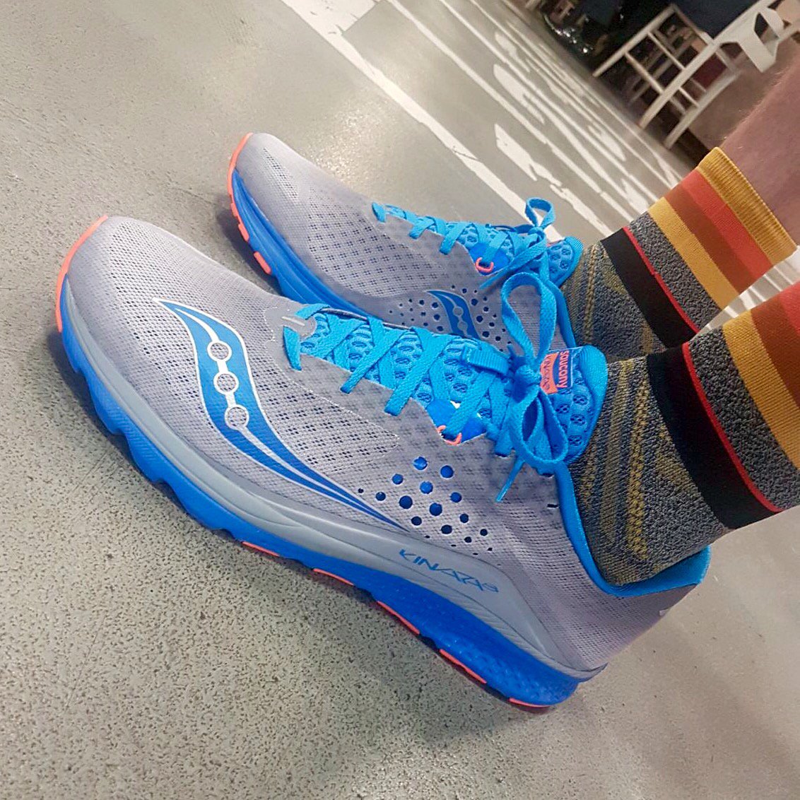 Staff Review: @SteveRunSkinner has been road testing the Saucony Kinvara 8. Head to the Hub to check out his review: bit.ly/2slYfR6