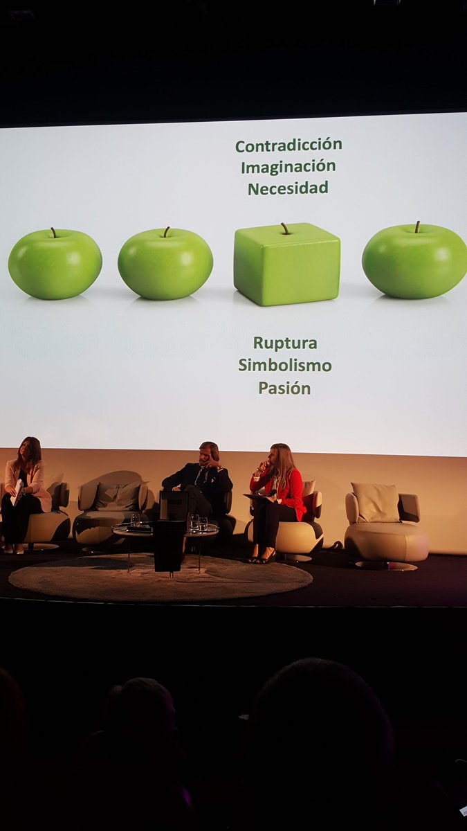 MarbellaLuxury_'s tweet photo. Juan del Río Nieto, CEO de R-2 Group: En economía el cambio sólo no es suficiente. Hay que romper para avanzar #MLFORUM17 #MLW17 https://t.co/tzBY3Vjmrd