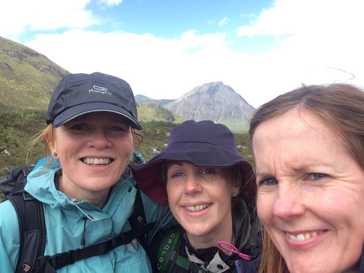 MiraWHW's tweet photo. Selfie at Buachaille Etive Mor! X https://t.co/S9fzsHFTnJ