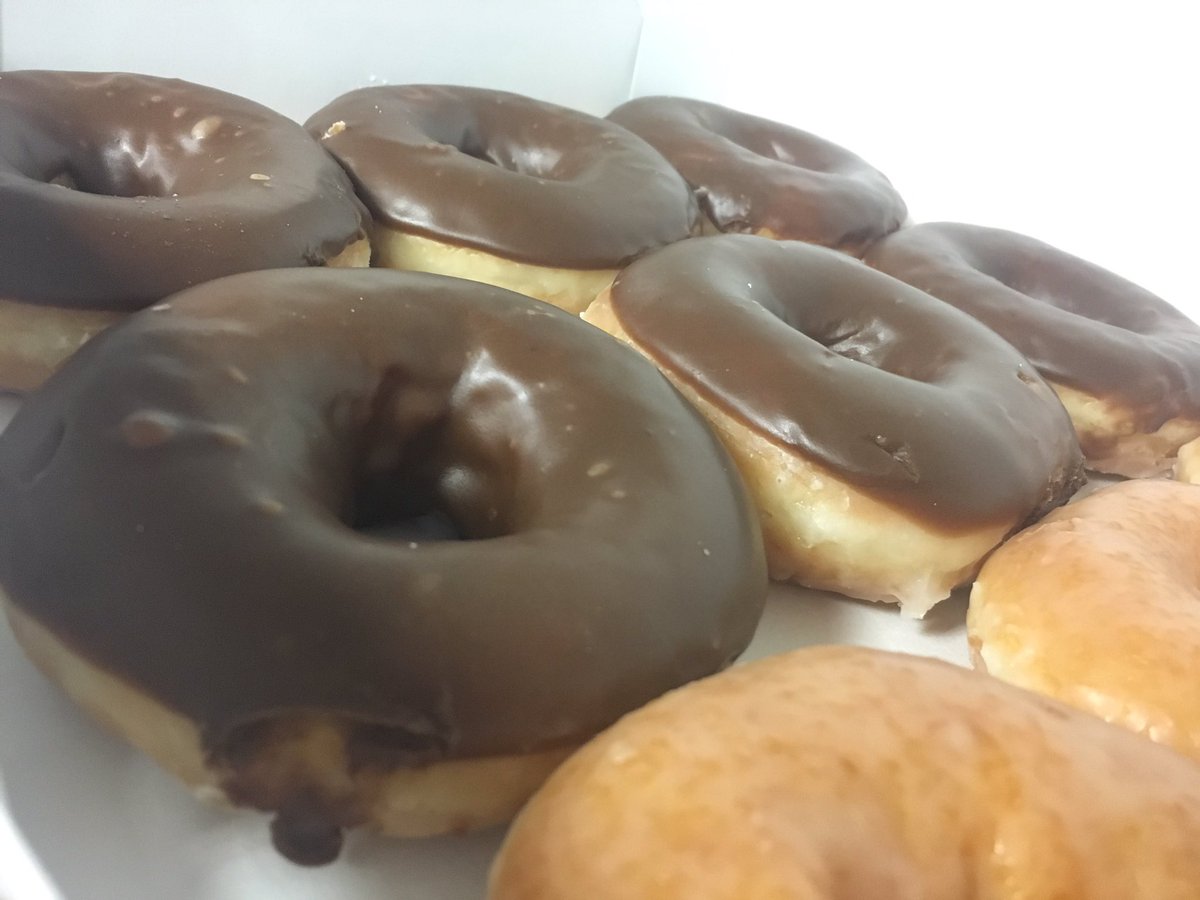 das4docs's tweet photo. Happy #NationalDonutDay from #DASHealth! 🍩 https://t.co/GCihaGPPIA