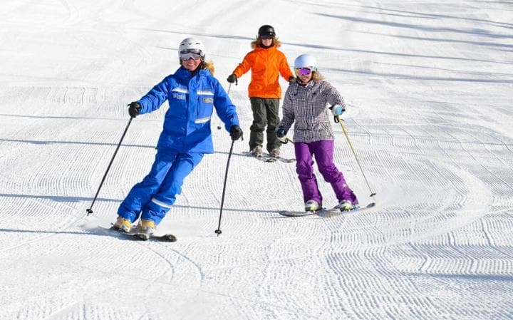 How old ski jackets are saving lives across the globe
telegraph.co.uk/travel/ski/new…