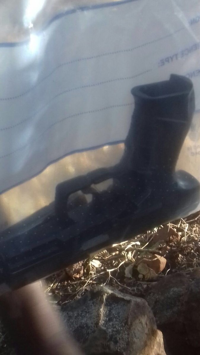 SAPoliceService's tweet photo. #sapsGP 5 Suspects were arrested last night following the robbery of a police officer on 23/05. ME #CrimeMustFall
https://t.co/ioaWyUQaxV https://t.co/6UY58lxKKv