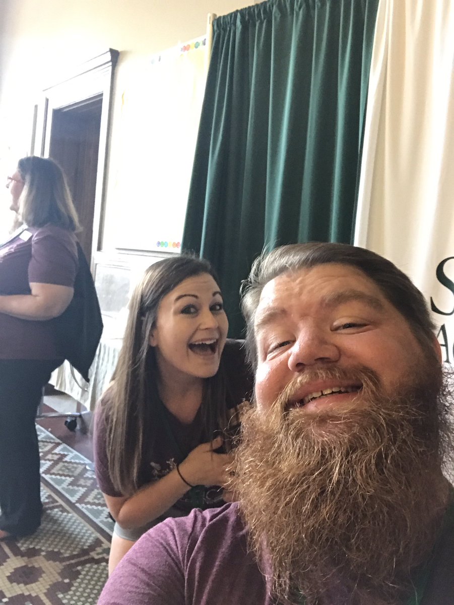 TheELCTravis's tweet photo. #eliknoxville. It's time! https://t.co/mLzsHLCIiL