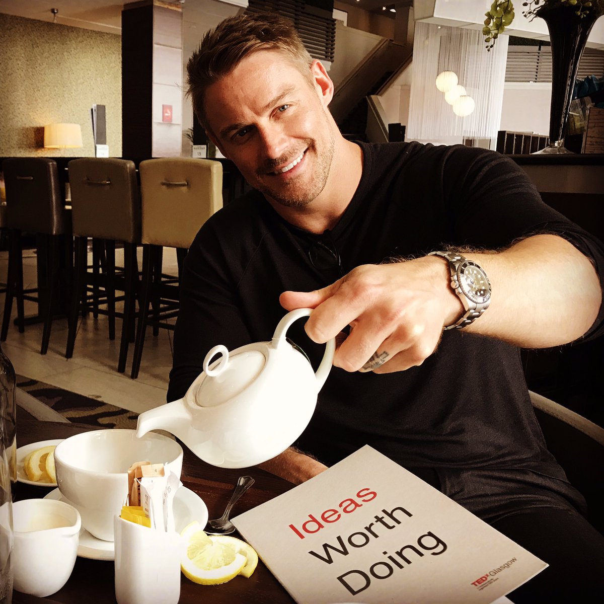 JessiePavelka's tweet photo. One hour until my very first TED Talk  @tedxglasgow #holycow
I'm talking all about #inspiration 
FINDING INSPIRATION IN THE UNREMARKABLE https://t.co/91TzciNNDK