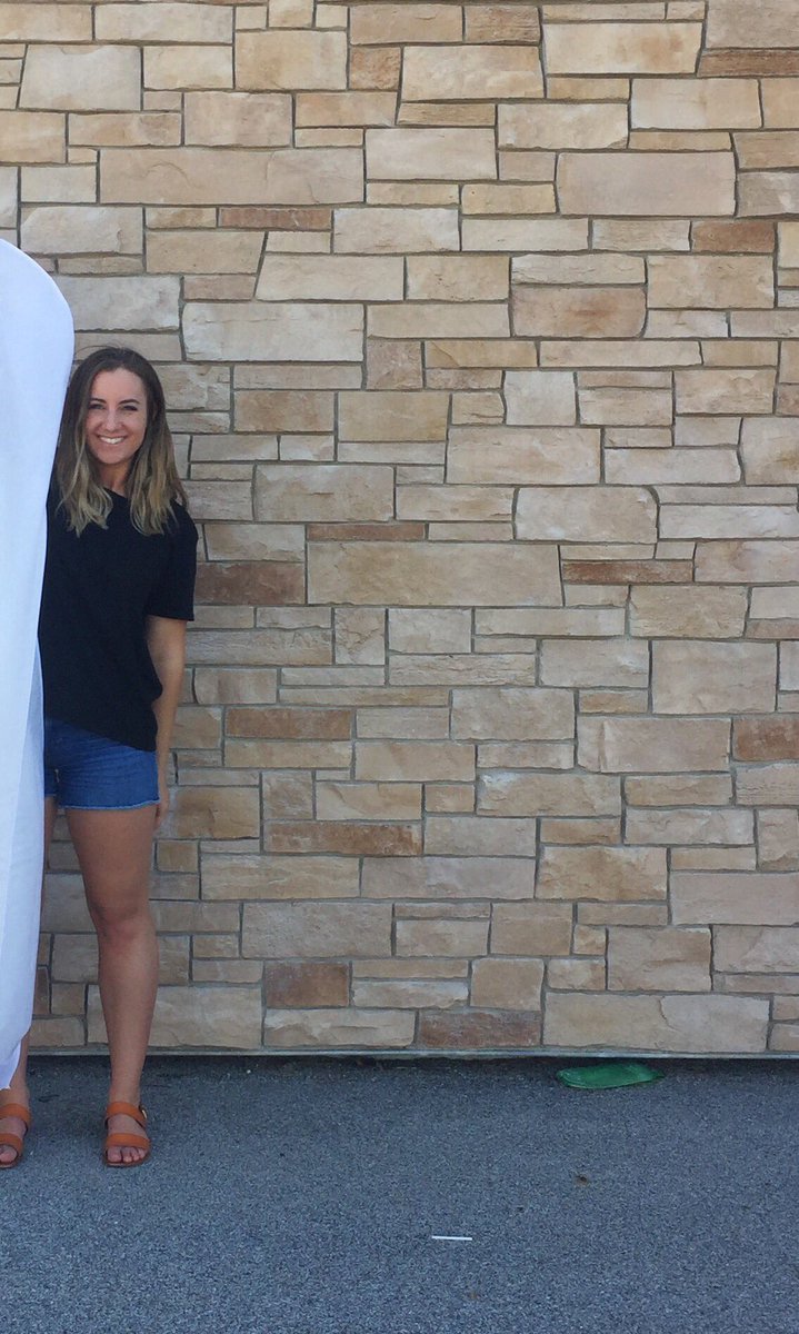 RachelFaithWest's tweet photo. Picked up the dress yesterday

(no you can't see it) https://t.co/6oxvM6lKtJ