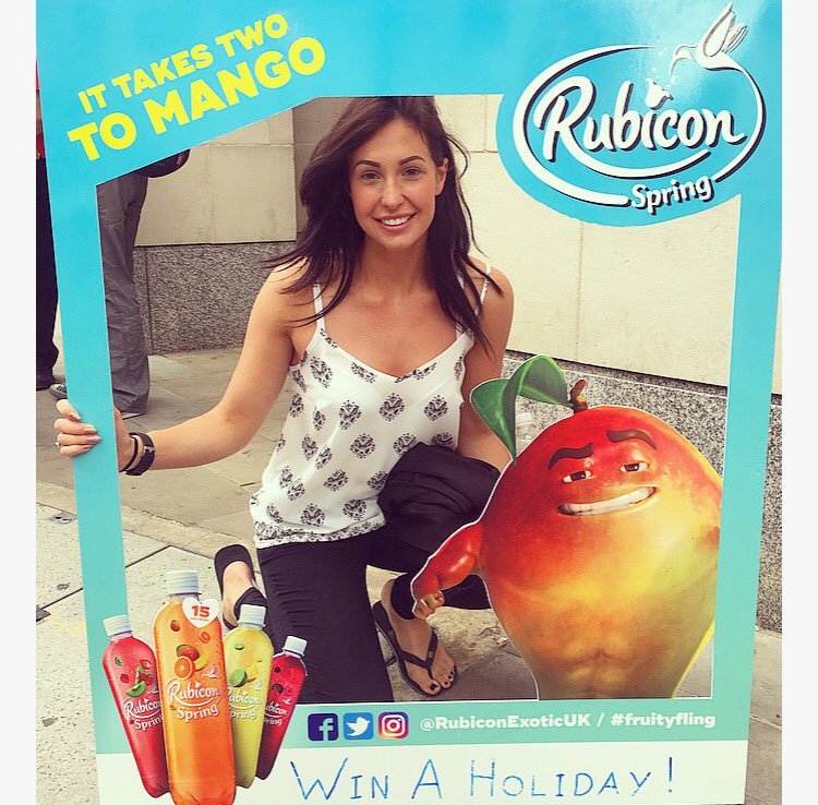 GeorgiinaMay's tweet photo. @GaryRawcliffe we could do with a #fruityfling in the sun πβοΈπΉ@RubiconExoticUK https://t.co/7lEP7mFxwO