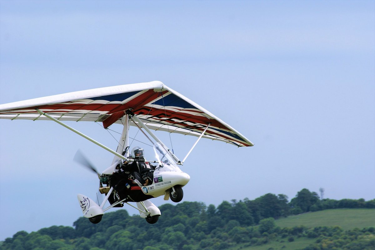 the guys at <a href="/fly2pole/">Flying for Freedom</a> off for an afternoon flight over the Fovant badges before their big trip tomorrow. <a href="/EndeavourFund/">Endeavour Fund</a> <a href="/H4H_SR/">H4H Sports Recovery</a>