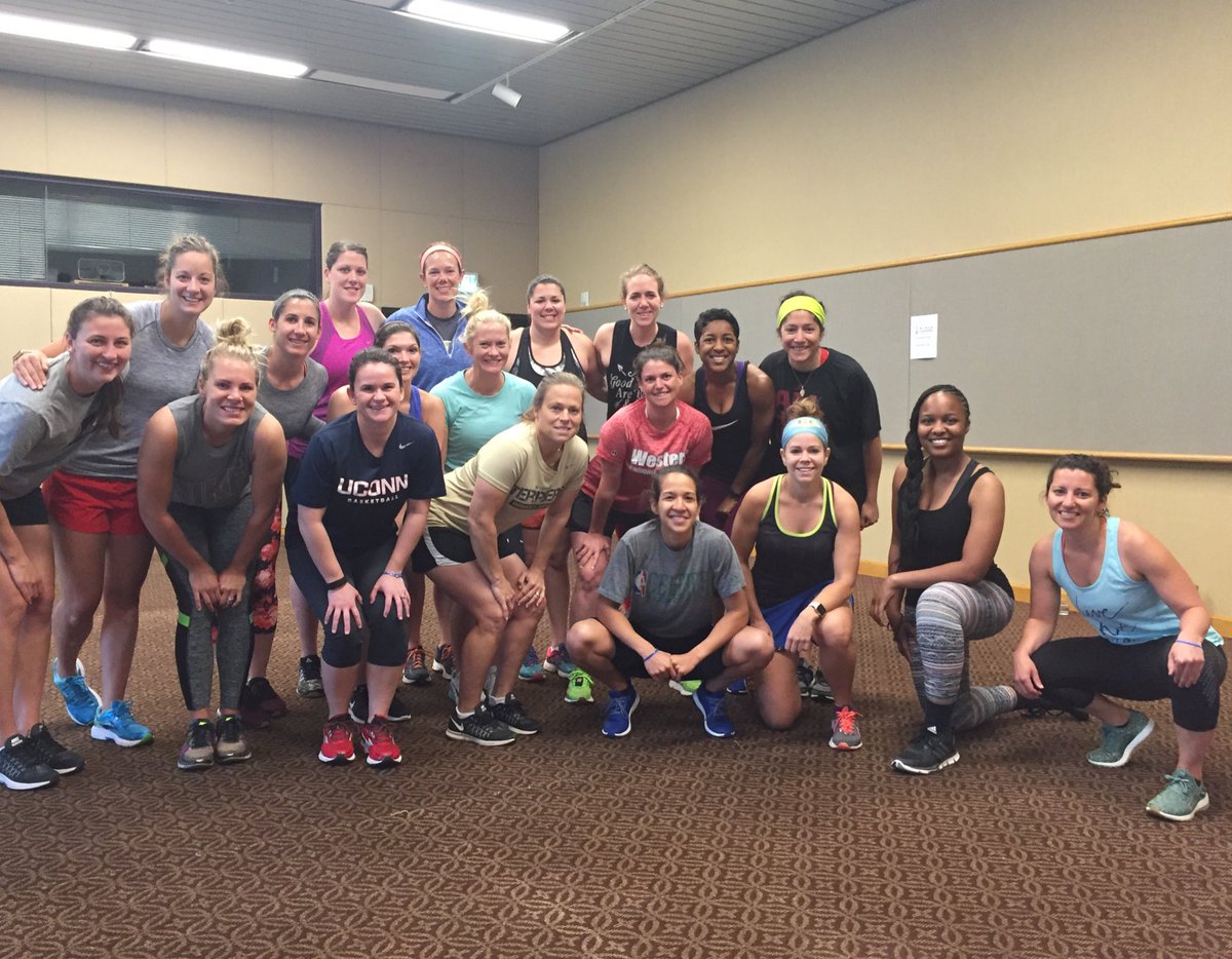 LRThuer's tweet photo. While you were sleeping...@WomenLeadersCS & @GoCoaches were killing it! #BeStrong #WearewomenLeaders https://t.co/xiyoBu6EY4
