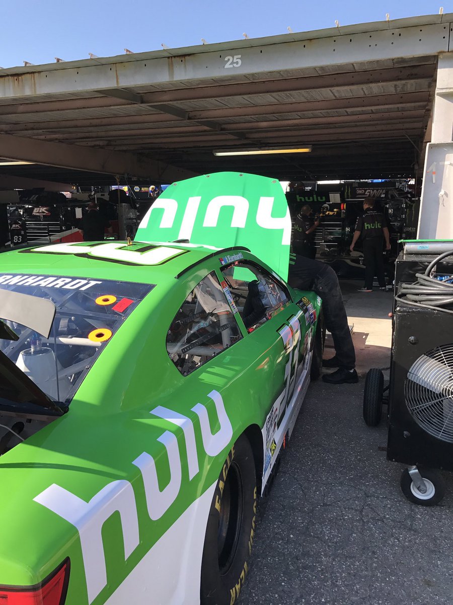 JEarnhardt1's tweet photo. Words out new sponsor @hulu and I couldn't be more excited to be partnered with such a great company big things coming for us @CSTMG3330 https://t.co/v7XQdPk2kw