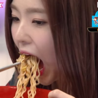 EFFBJH's tweet photo. @EFFLORESCENTCO hell yeah i love food, https://t.co/0D3WNIXRhj