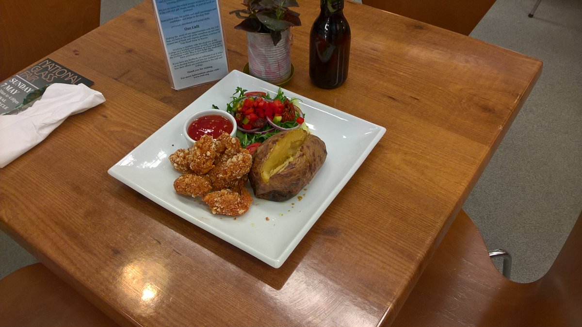 RuskinCafe's tweet photo. Mango and chilli breaded prawns 🍤 https://t.co/xhLeFmaP3B