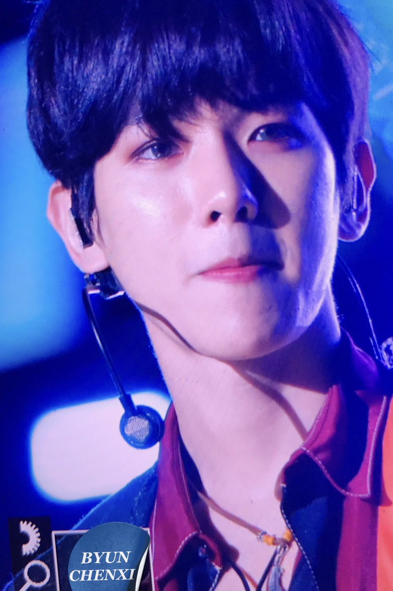 bestofbyunbaek's tweet photo. mochi kyoong ㅇ'ㅅ'ㅇ https://t.co/bwa5r6yr9i