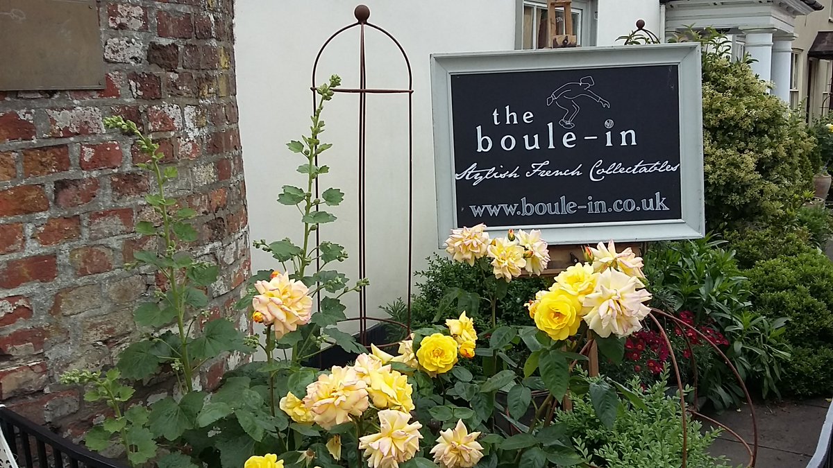 Stylish French collectibles in the prettiest English garden. See you <a href="/TheBouleIn/">Boule-in</a>