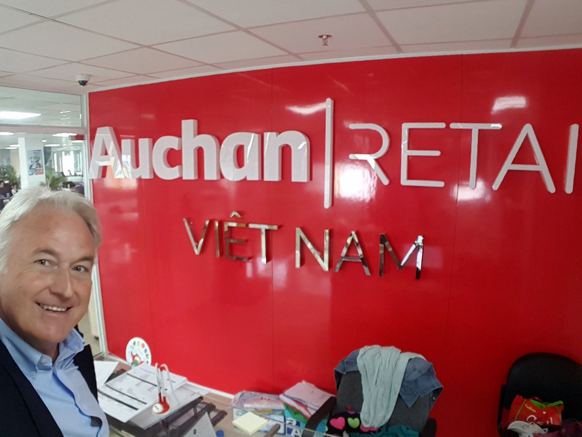 goudsmet's tweet photo. Building High Performing Team with the galacticos of Auchan Vietnam #HoChiMinh . From Top team players to Top team members! #iammentallyfit https://t.co/t5ayWu9ivk