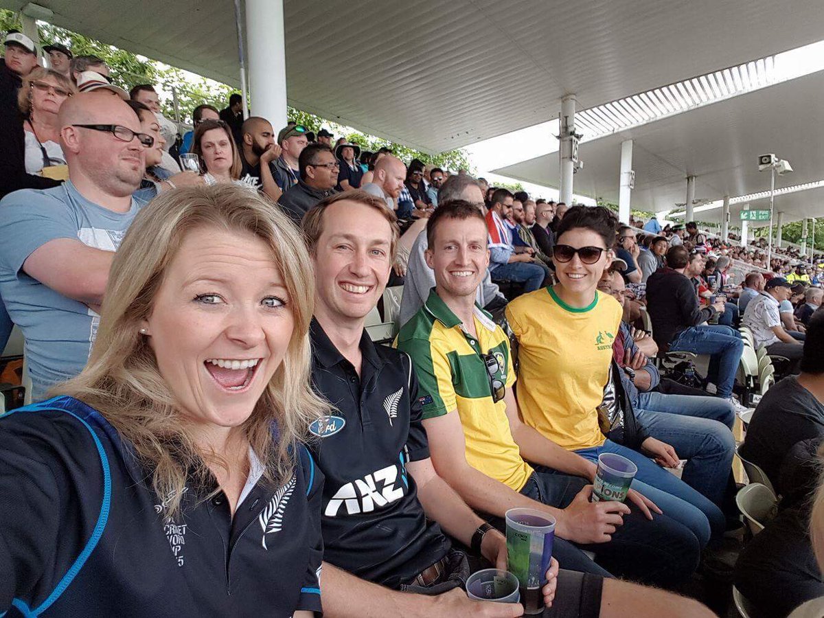 kirbsta14's tweet photo. Hate/Love Friendship #rivalry #CT17 #NZvAUS #Aussiesnosurprisesthere https://t.co/dJx26ypMyo