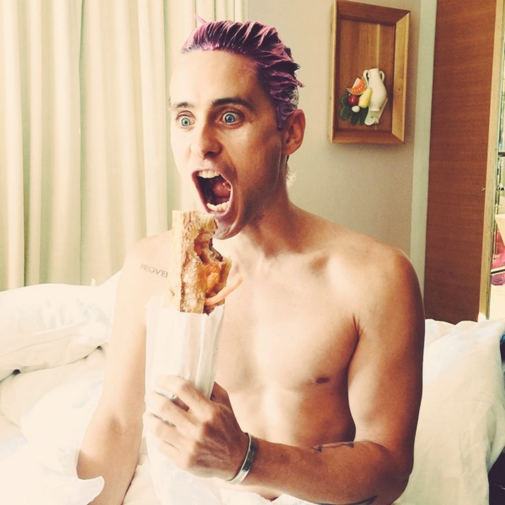 Lestat_7_11_176's tweet image. “I’m not insane, I’m voluntarily indifferent to conventional rationality.” - @JaredLeto