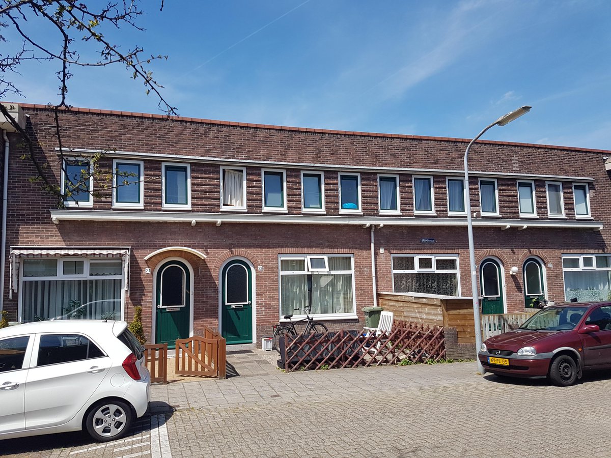 Top resultaat, nieuwe roosters geplaatst, glas voordeuren vervangen, mooie nieuwe getoogde glaslatten uit één stuk gemonteerd.