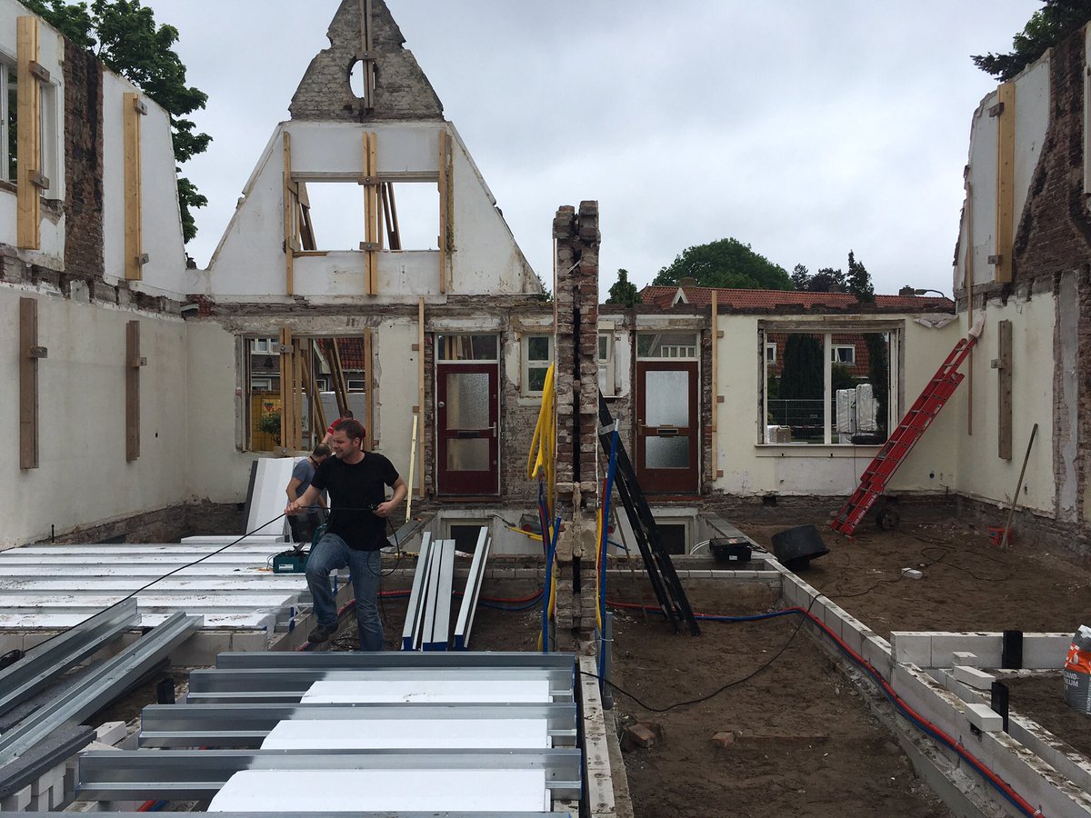 In Den Dolder zijn wij begonnen met het leveren én monteren van de SL-Combinatievloer voor een 18 woningen voor Bouwbedrijf Van Dillen