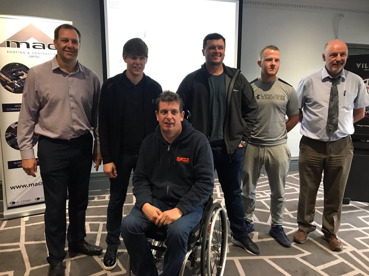 A picture from today of <a href="/Jason_P2BS/">Jason Anker MBE</a> MBE with staff and apprentices of <a href="/MACRCLTD/">MAC Roofing Ltd</a> today. #RT if you attended 👍🏻 #P2BS