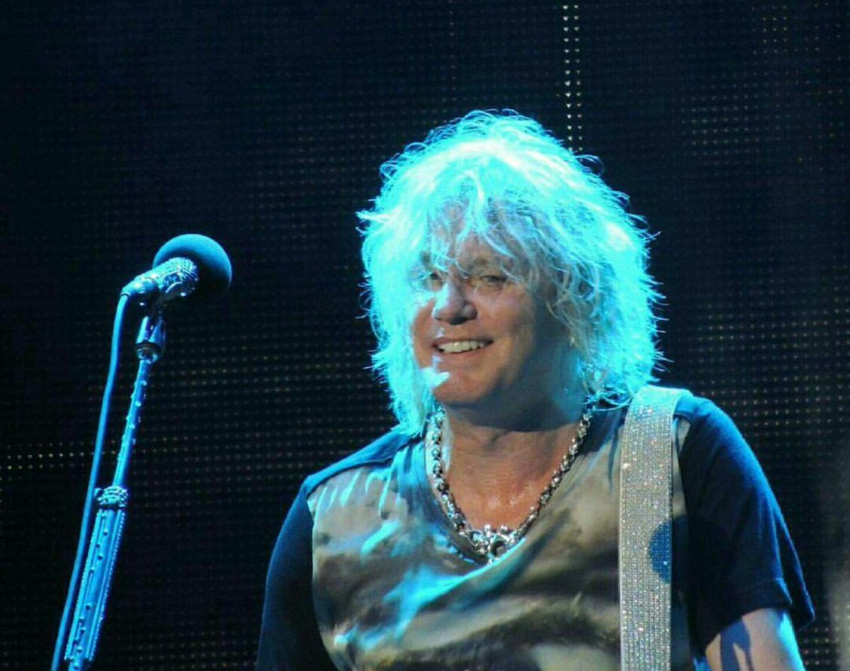 blvckwiddow's tweet photo. #DailySAV nothing better.. 😻💟 https://t.co/G9qpDKHvI2