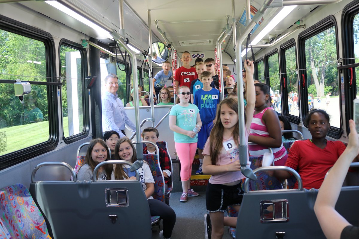 L'Anse Creuse School (lansecreuse) Twitter