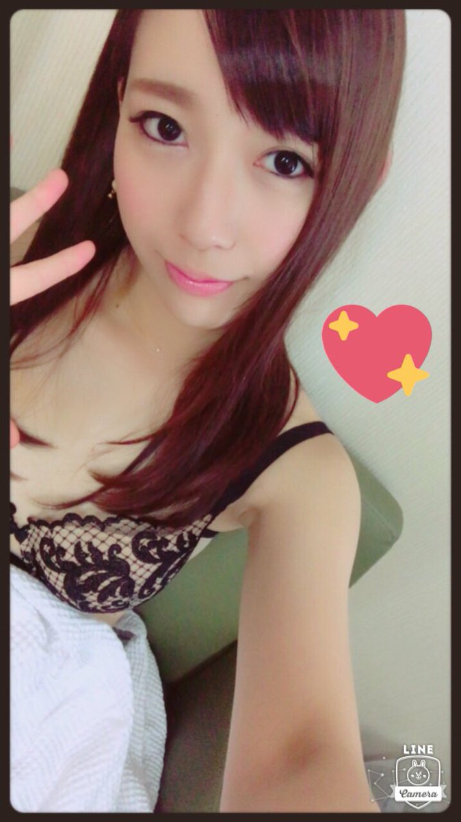 桜木エリナ on X: お疲れ様！ 今日は、久々お友達と出かけて きました₍˄·͈༝·͈˄₎◞ ̑̑ෆ⃛ お昼、美味しい物沢山食べてきたよ🤒  夜は久々ステーキ350g食べ ちゃった(∩❛ڡ❛∩) 最近色々と多忙で何だか 痩せてしまった…(´・_・`) 沢山食べてるのに…ww 顔が病弱っぽいw  ...