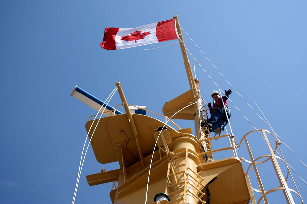 qrplabs's tweet photo. QRP Labs Ultimate3S WSPR TX tracking Canadian C3 expedition celebrating 150 years of Canadian history - see https://t.co/gtawKcuGMc https://t.co/iGQBkvAnrA