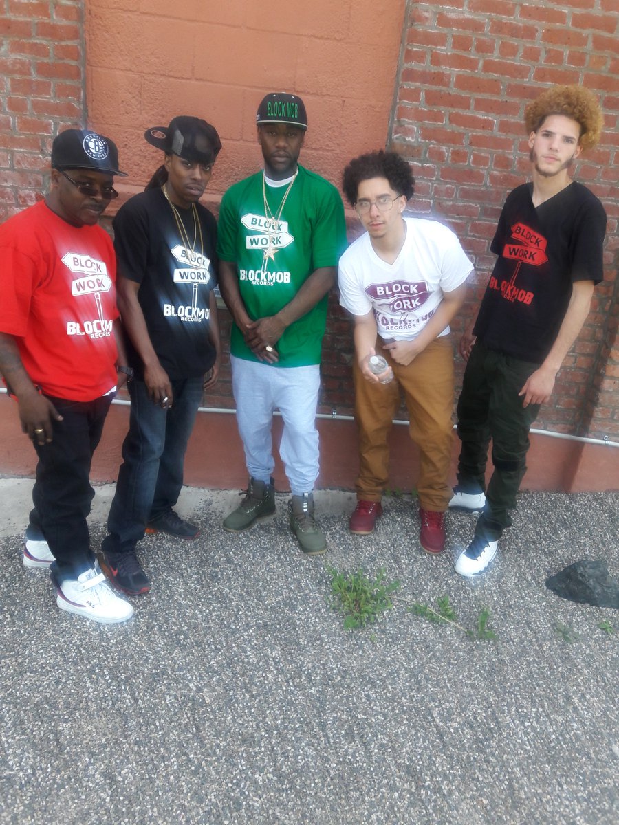 MateoBlockmob's tweet photo. #JAKEMASON  video shoot .FT #BLOCKMOB INVISIBLE..🎥🎬📼 https://t.co/OMqTPXr3Hp