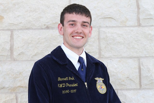 KansasFFA's tweet photo. For the office of Treasurer: Garrett Girk (South Central) &amp; Quentin Umphenour (Jayhawk Linn) https://t.co/so9t2V2gl4