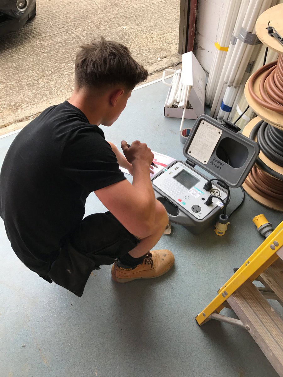 Bojen Electrical tweet media