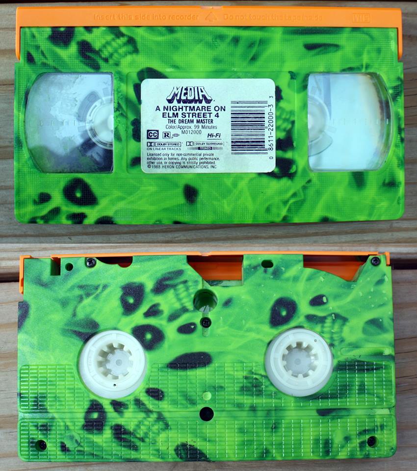 zwentner's tweet photo. Spoolswap: VHS Case Mods are a Thing https://t.co/aAbsMLvKs9 #spoolswap #VHS #retro #popkultur #pics #Movies https://t.co/dzgvtOywWY