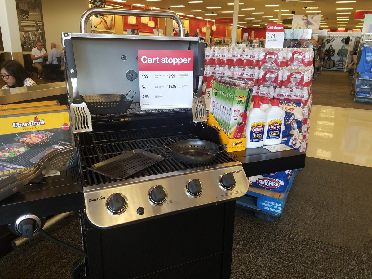 tmarisaa's tweet photo. Fathers day ready at East St. Paul Target! Come shop all the goodies for your rad dad! https://t.co/1M87qdHNYd