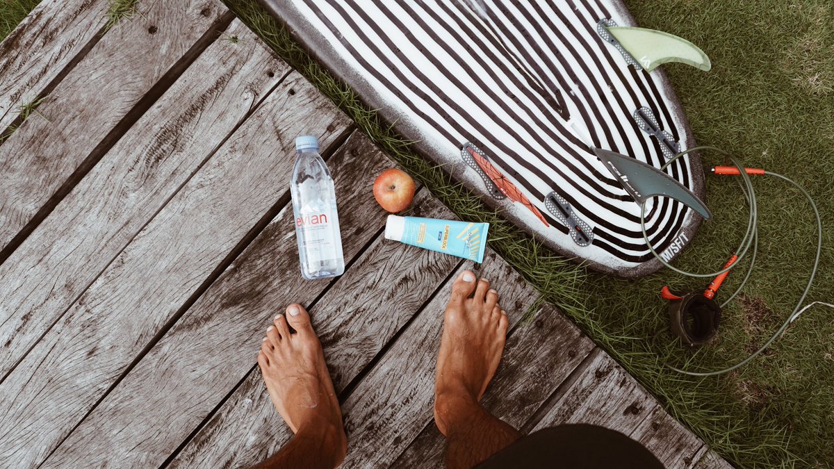 Summertime essentials #LiveYoung #EvianWater