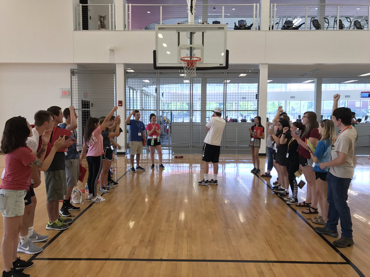 SOSitsEvan's tweet photo. 🏀🏀🏀🏀🏀🏀🏀🏀🏀🏀🏀#UofLorientation #cardinalchallenge https://t.co/T6HpaQ2xiE