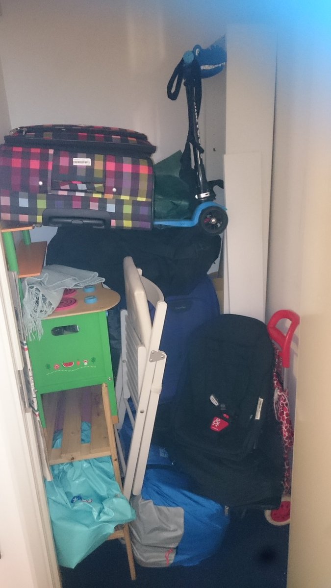 DamselinDemand's tweet image. Latest instance of harassment of long term leasehold families by @circlehousing @CircleWatch @AffinitySutton @workingfamUK disgusting