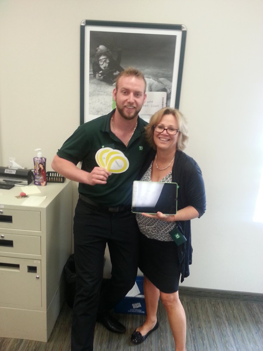 DebraHunt_TD's tweet photo. We showed a customer the benefit of the  mobile deposit feature , awesome! #digitalWOR @tracy13moore @EricGriggs_TD https://t.co/HO4GL0j1Hq