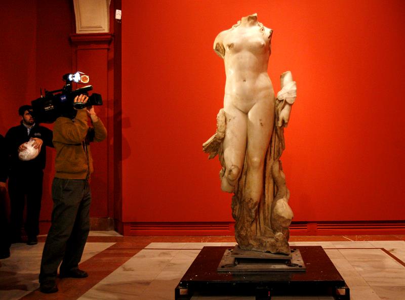 CulturaPlus_'s tweet photo. Italica presenta su candidatura a Patrimonio de la Humanidad de la UNESCO @CivisurEs @UNESCO_es 
@UNESCO @Cajasol https://t.co/JPGWQeERuz https://t.co/i1Ysct2tl5