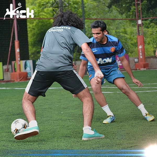 Kick tweet media