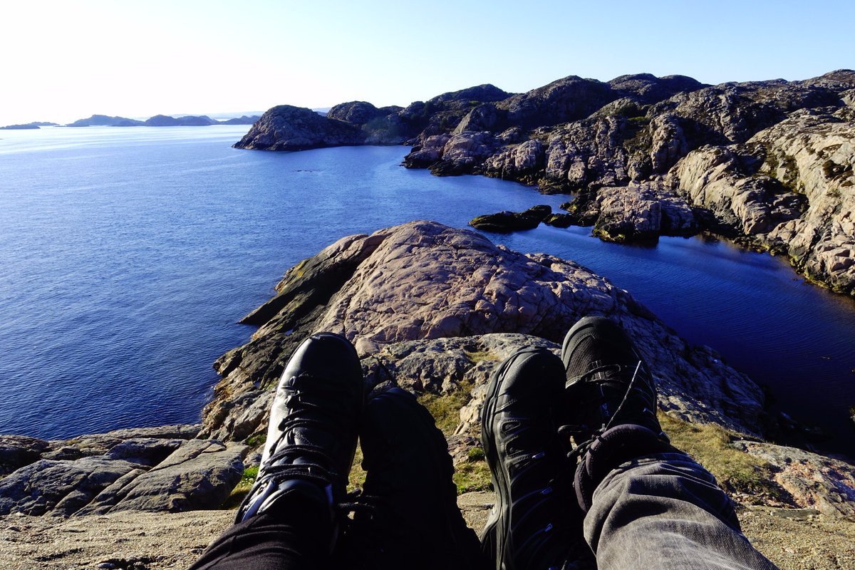 CamperDays (@camperdays_de) on Twitter photo Chillen am Südkap und <a href="/lindesnesfyr/">LINDESNES FYR</a>, dem südlichsten Punkt von #Norwegen! Sehr cool auch bei Nacht 😍
camperdays.de/blog/europa/ka… Chillen am Südkap und <a href="/lindesnesfyr/">LINDESNES FYR</a>, dem südlichsten Punkt von #Norwegen! Sehr cool auch bei Nacht 😍
camperdays.de/blog/europa/ka…