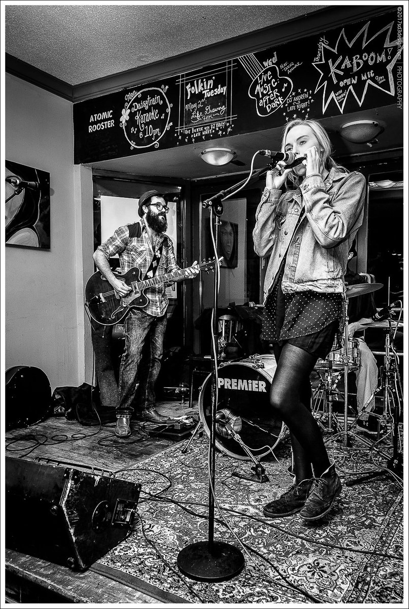 sd3design's tweet photo. #EtoileNoirBand & #ArchyandtheCockroach fill @RoosterAtomic stage few weeks ago. I believe @johnlennon was summoned #sd3design #photography https://t.co/GkAUuK96kH