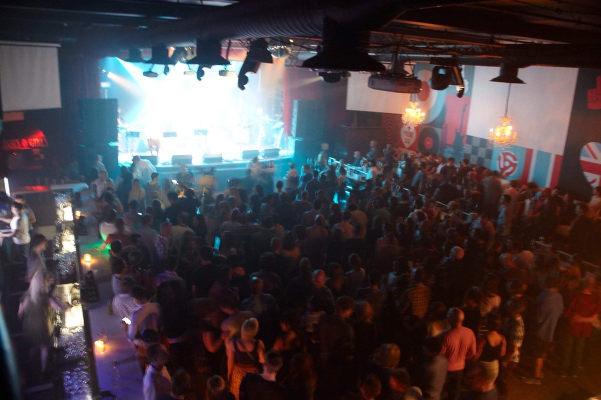 ARE YOU READY TO ROCK?!?! Tonight is the @CeolKids Concert to benefit <a href="/regentparkmusic/">Community Music Schools of Toronto</a>. Doors 8pm @TheModClub. Tix: j.mp/2rz37V4