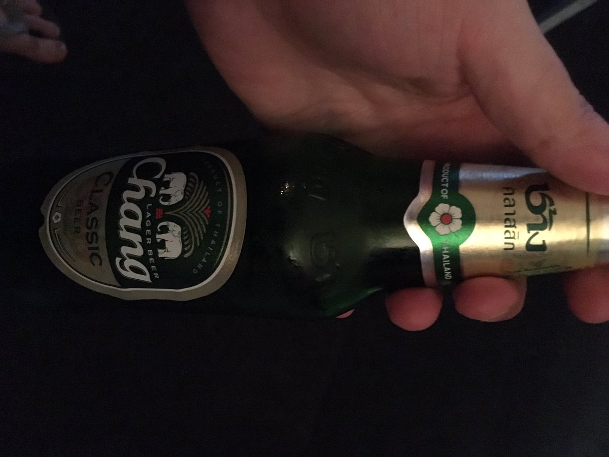 ruddy4648's tweet photo. Bottle of Chang whilst waiting for the best Thai out of Thailand #piecrust https://t.co/D4FLXBfBz5