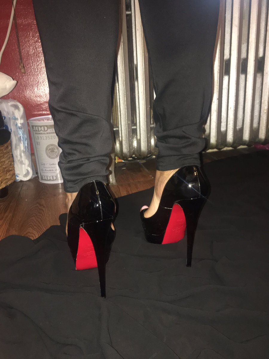 axygotti's tweet photo. Originally 945... I only want 450 🤷🏾‍♀️ https://t.co/KobdGlKzNC