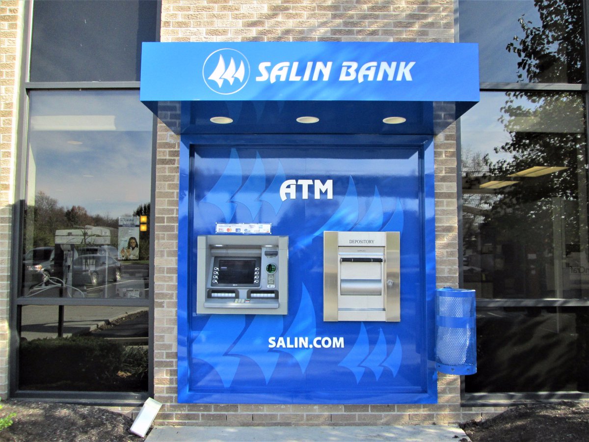 SignCraftInd's tweet image. Vibrant graphics sign for @Salin_Bank #signoftheweek #SignCraft signcraftind.com